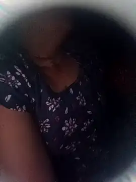 Snapshot of _sonal_sharma chatting on 10.14.25 sonal sharma online show from 10.14.25