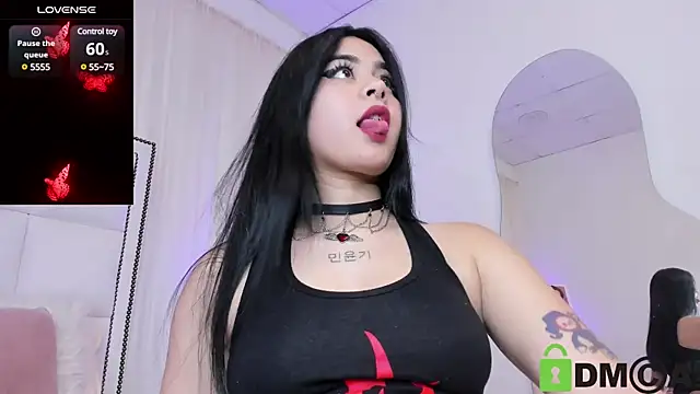 Snapshot of atena_hill chatting on 12.16.24 atena hill online show from 12.16.24
