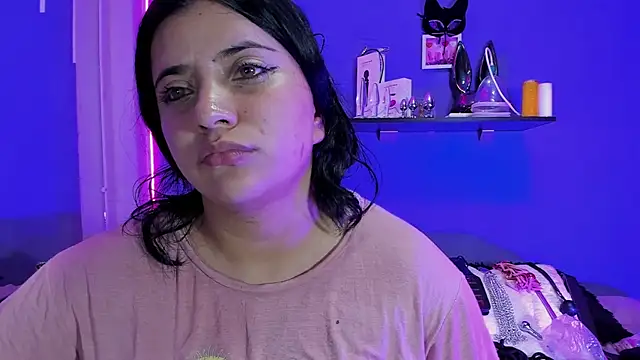 Alexa Espinoza online show from 02.04.25