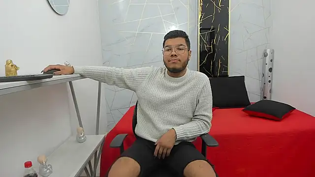 ian tomson online show from 11.11.25