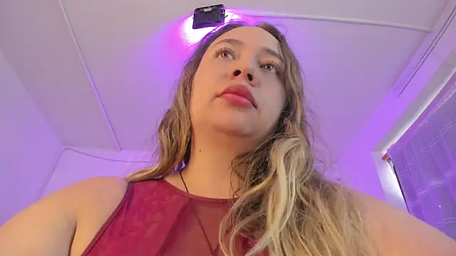 Eliissh  online show from 10.22.25