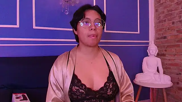 Snapshot of Emmapark_ chatting on 11.06.25 Emmapark online show from 11.06.25