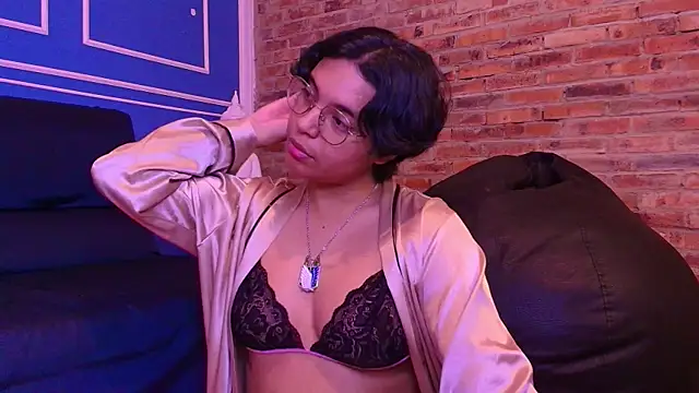 Snapshot of Emmapark_ chatting on 11.25.25 Emmapark online show from 11.25.25