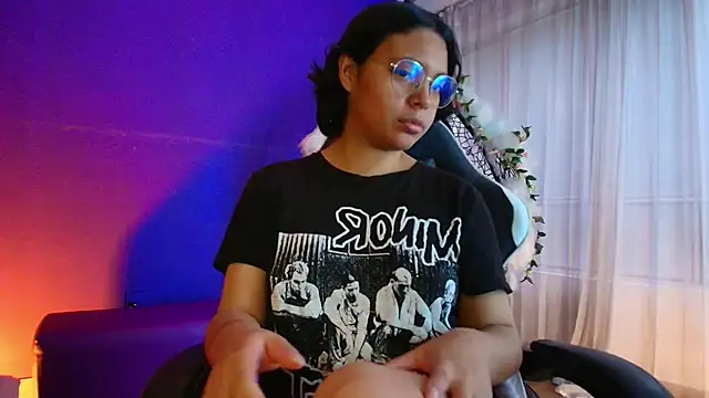 Emmapark  online show from 03.22.26