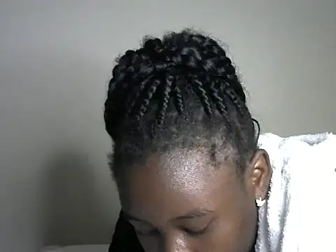 Snapshot of Novah_ chatting on 01.18.26 Novah online show from 01.18.26