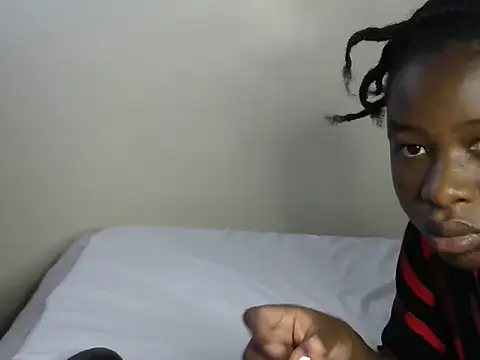 Snapshot of Novah_ chatting on 02.05.26 Novah online show from 02.05.26