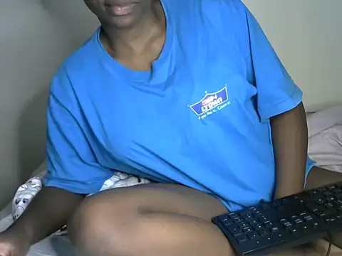 Snapshot of Novah_ chatting on 02.27.26 Novah online show from 02.27.26