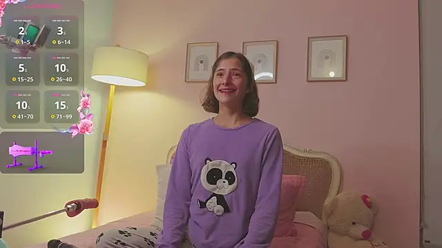 KittyAna online show from 02.25.25