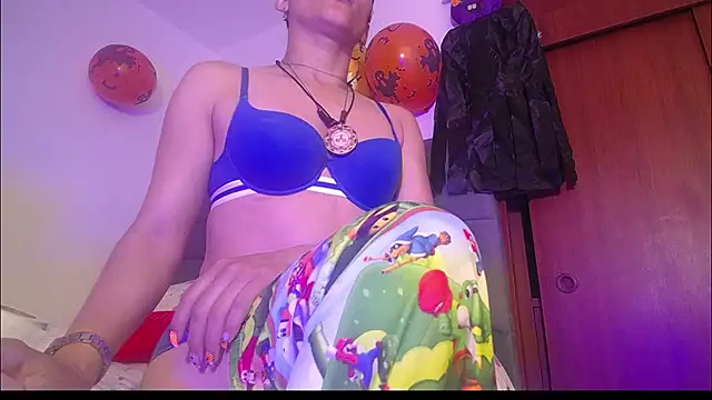 Yinn Silver online show from 10.20.25