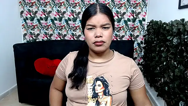 Snapshot of Wendy_Hot_ chatting on 03.04.25 Wendy Hot online show from 03.04.25