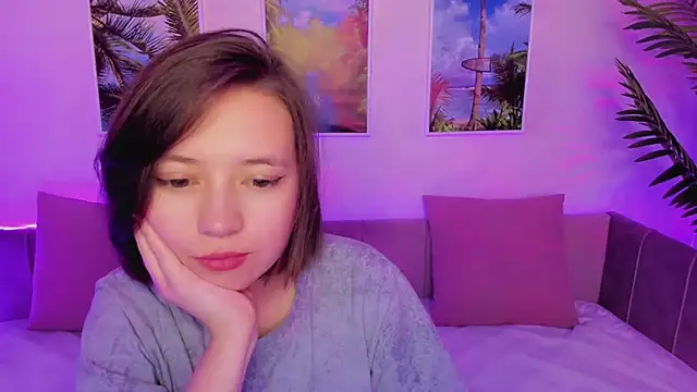 Lina Brownie online show from 01.18.25