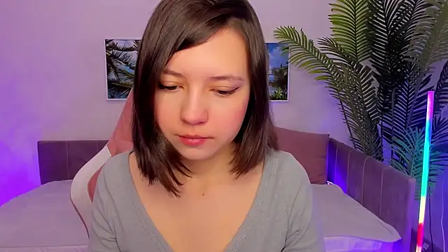 Lina Brownie online show from 03.10.25