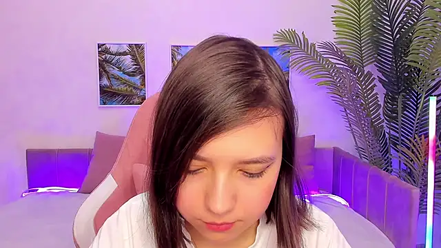 Lina Brownie online show from 03.22.25