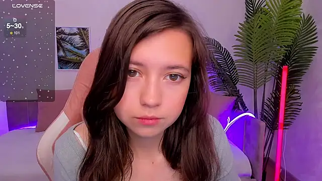 Lina Brownie online show from 09.19.25