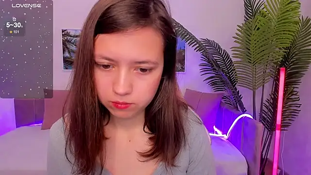 Lina Brownie online show from 09.20.25