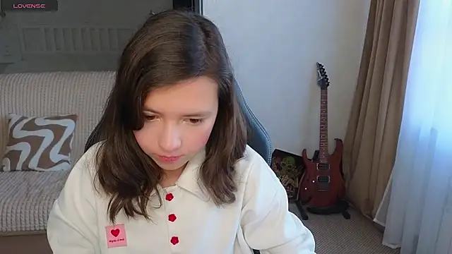 Lina Brownie online show from 10.01.25