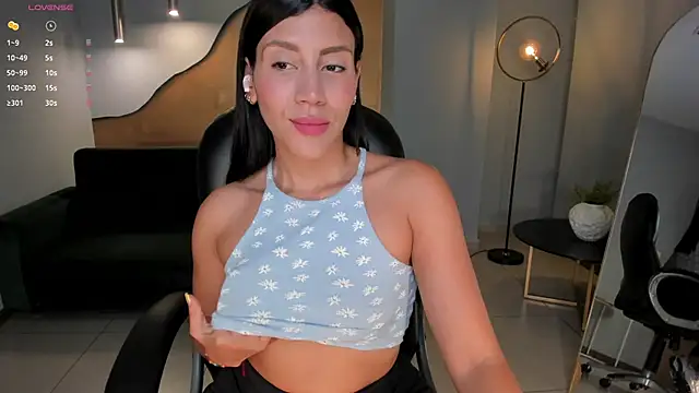 CharlotteCox  online show from 01.10.25