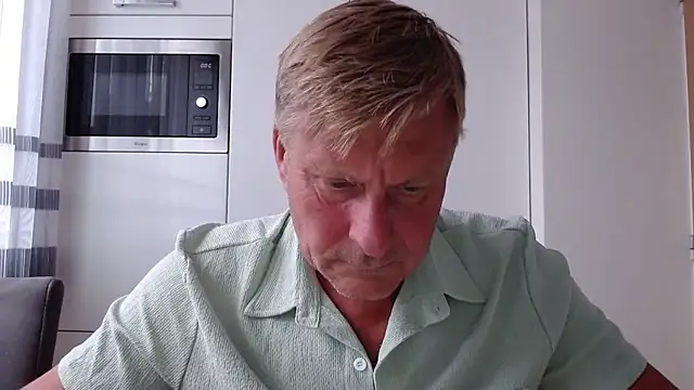 johnnym1 online show from 09.25.25