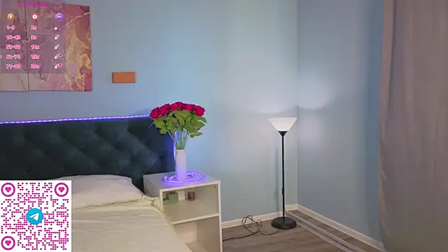 Kelly Hardy online show from 04.22.26