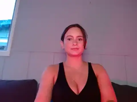 Sophie Raegan online show from 03.12.25