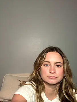 Sophie Raegan online show from 09.10.25