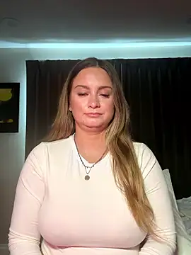 Sophie Raegan online show from 02.03.26