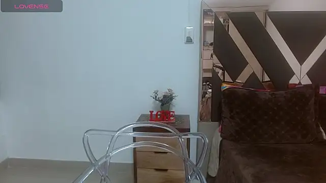 lindaesmeralda online show from 03.17.26