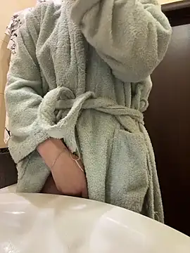 NikaMur online show from 12.17.25