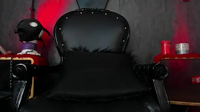 CharlotteScotte online show from 12.04.24