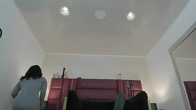 Snapshot of CharlotteScotte chatting on 02.26.26 CharlotteScotte online show from 02.26.26