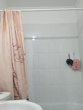 Snapshot of Daniela77771 chatting on 10.16.25 Daniela77771 online show from 10.16.25