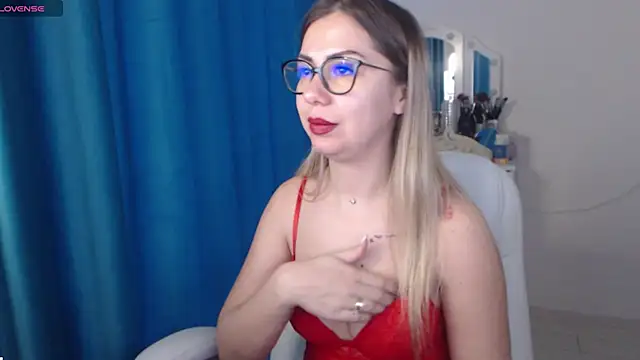 SugarErika online show from 02.18.25