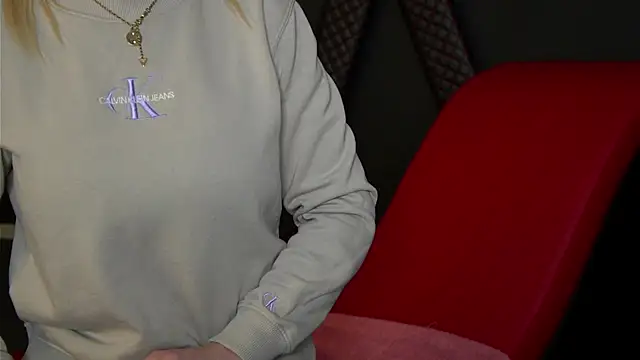 CelineConner online show from 02.14.25