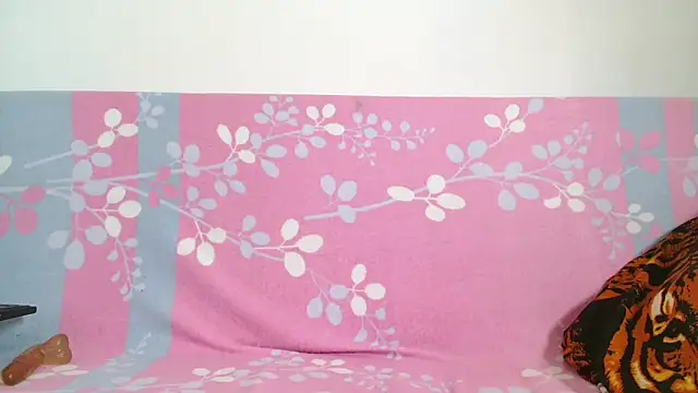 Snapshot of Andra_Love chatting on 12.02.25 Andra Love online show from 12.02.25