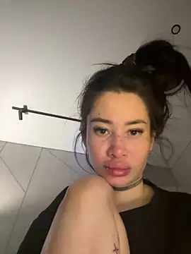 Yunasi online show from 03.09.25