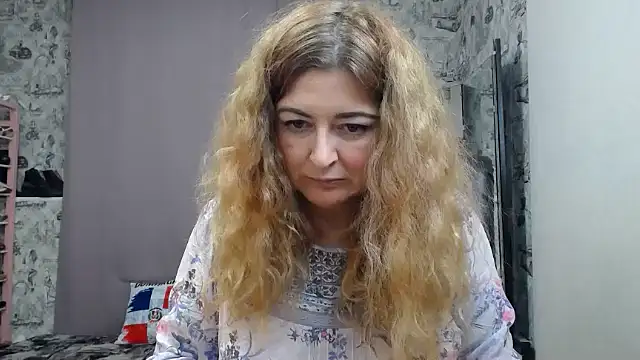 Helen1974 online show from 01.30.25