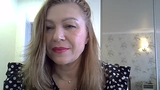 Alexandra-Rosee online show from 12.15.25