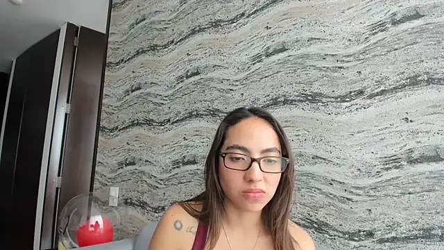 Sophi  a online show from 10.14.25