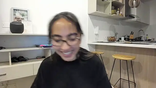 Sophi  a online show from 02.06.26