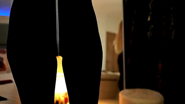 Snapshot of MiaCharm chatting on 11.05.25 MiaCharm online show from 11.05.25