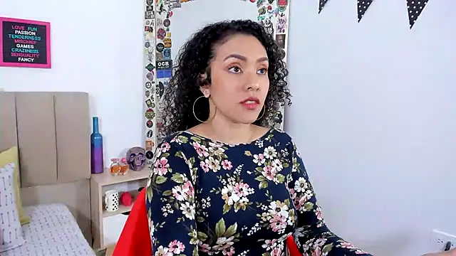 Zoe Gruber online show from 01.22.25