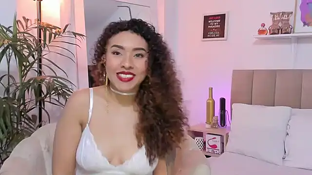 Zoe Gruber online show from 11.22.25