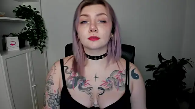 GabbiePerfect online show from 04.14.26