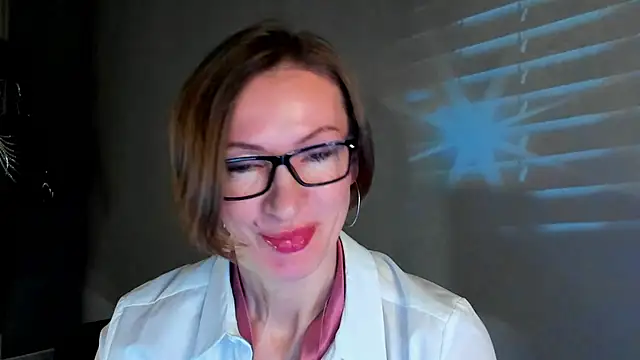 Dorothy Meyer online show from 01.25.25
