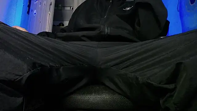 zacwatson  online show from 02.13.25