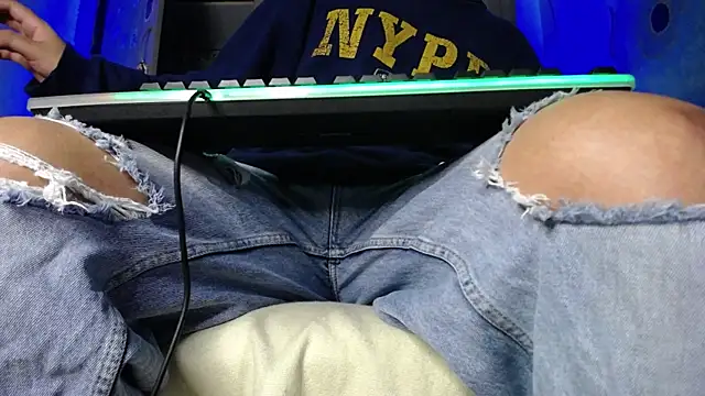 zacwatson  online show from 02.17.25