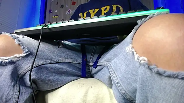 zacwatson  online show from 02.17.25