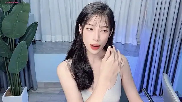 Aurora 99 online show from 09.30.25