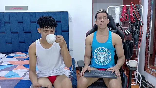 JoseRumbero26 online show from 11.28.25