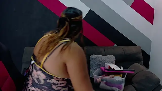 I am yours- online show from 11.01.25